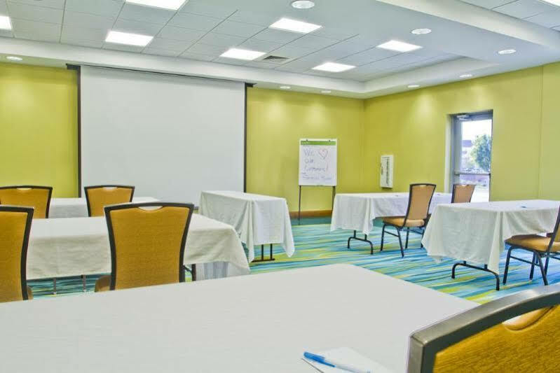 Springhill Suites By Marriott Charlotte Ballantyne Eksteriør billede