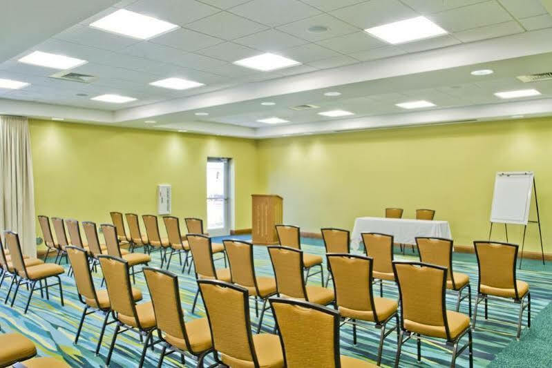 Springhill Suites By Marriott Charlotte Ballantyne Eksteriør billede